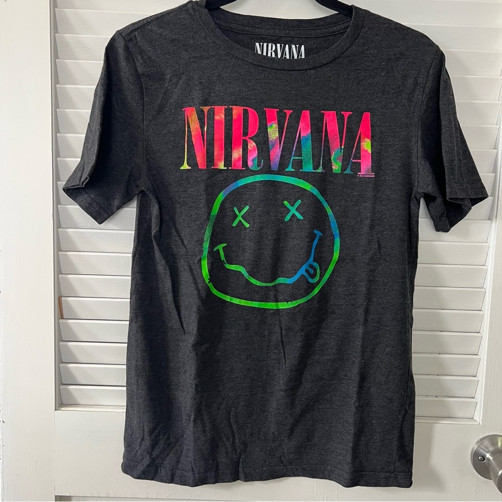 Nirvana tee